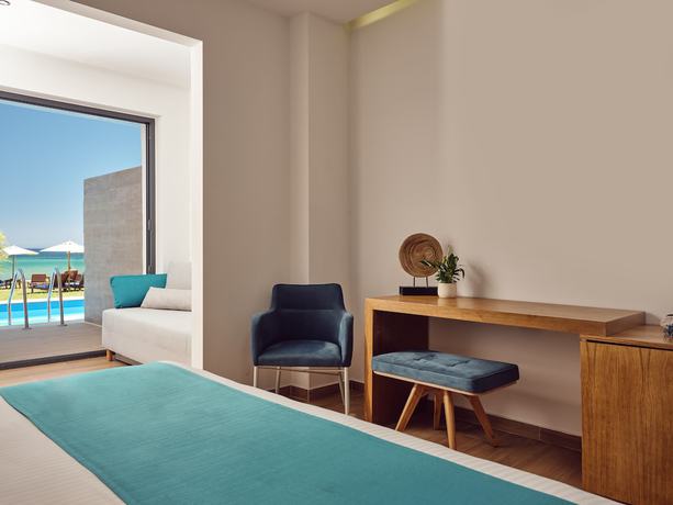 Imagen de la habitación del Hotel Cavo Orient Beach. Foto 10