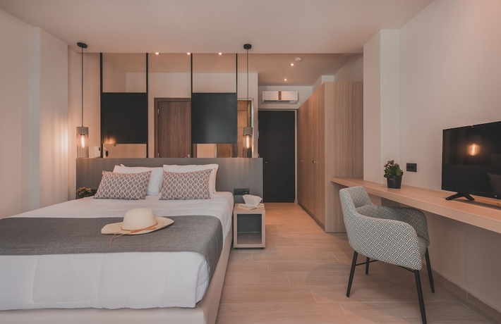 Imagen de la habitación del Hotel Cavo Suites. Foto 5