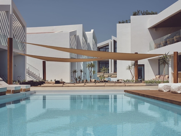 Imagen de la piscina del Hotel Cavo Vezal - Adults Only. Foto 17