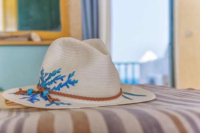 Imagen de la habitación del Hotel Cavos Bay And Studios. Foto 7