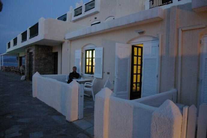 Imagen de la habitación del Hotel Cavos Bay And Studios. Foto 16