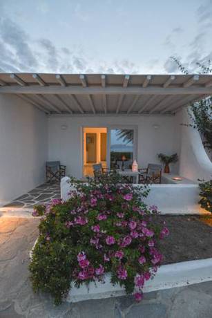 Imagen de la habitación del Hotel Cavos, Tinos. Foto 4