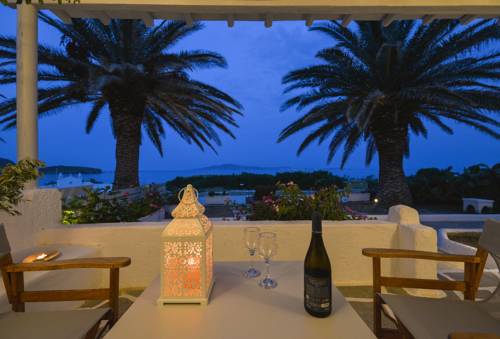 Imagen de la habitación del Hotel Cavos, Tinos. Foto 6