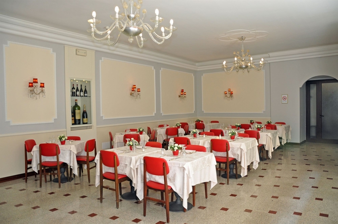 Imagen del bar/restaurante del Hotel Cavour 30TRE. Foto 1