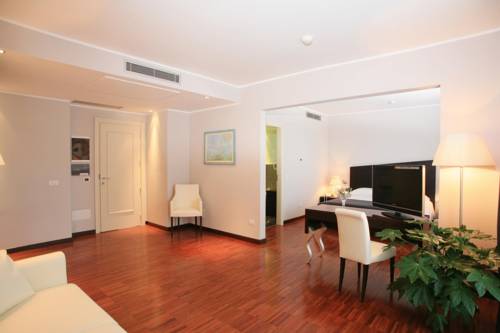 Imagen de la habitación del Hotel Cavour, Novara. Foto 4