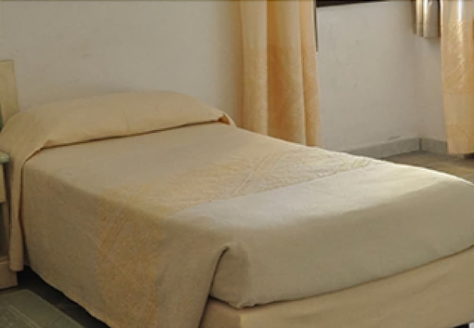 Imagen de la habitación del Hotel Cavour, Olbia. Foto 8