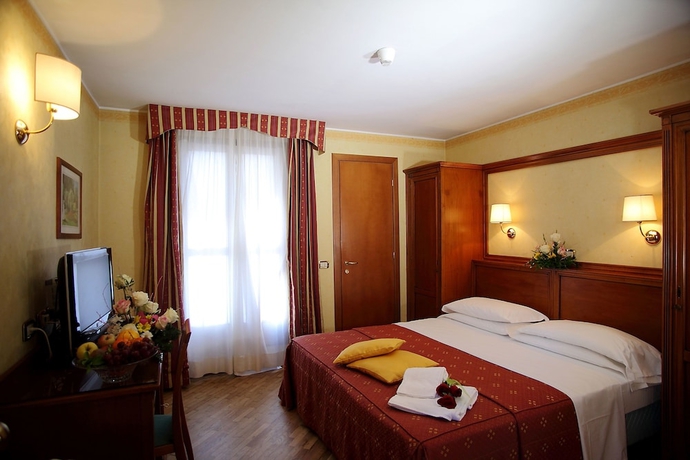 Imagen de la habitación del Hotel Cavour, Rapallo. Foto 8