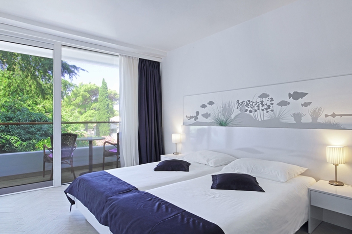 Imagen de la habitación del Hotel Cavtat. Foto 8