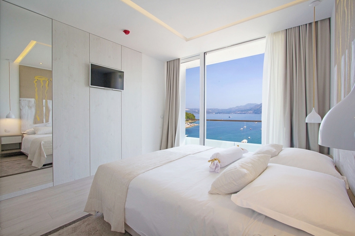Imagen de la habitación del Hotel Cavtat. Foto 13