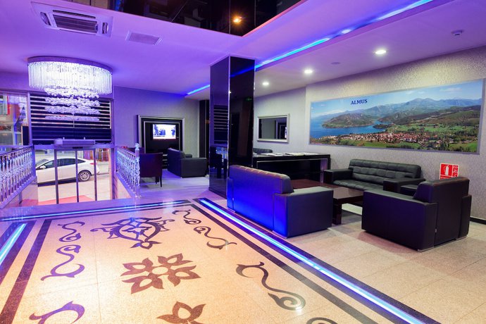 Imagen de los interiores del Hotel Cavusoglu Tower. Foto 10