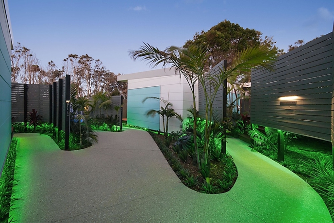 Imagen de los exteriores del Hotel Cavvanbah. Foto 18