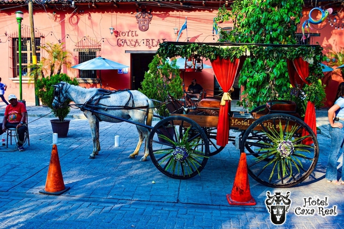 Imagen general del Hotel Caxa Real. Foto 2