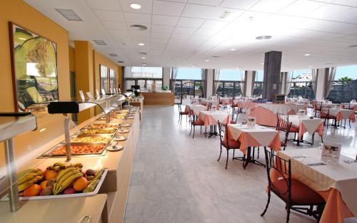 Imagen de los interiores del Hotel Caybeach Papagayos. Foto 13