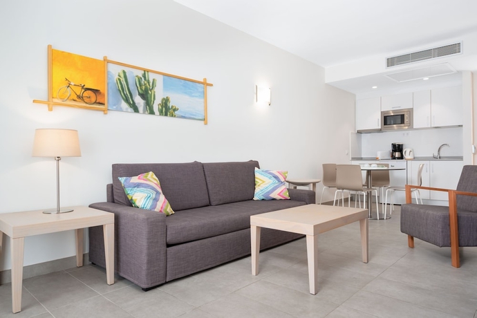 Imagen de la habitación del Hotel Caybeach Princess. Foto 8