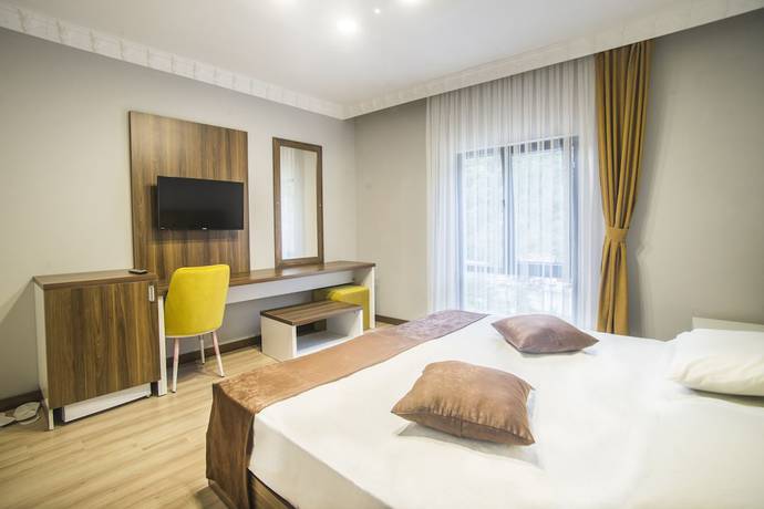 Imagen de la habitación del Hotel Caykara Park. Foto 9