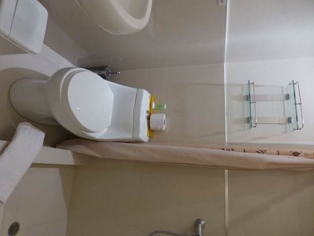 Imagen de la habitación del Hotel Cayman. Foto 11