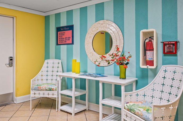 Imagen de los interiores del Hotel Cayman Suites, Ocean City. Foto 18