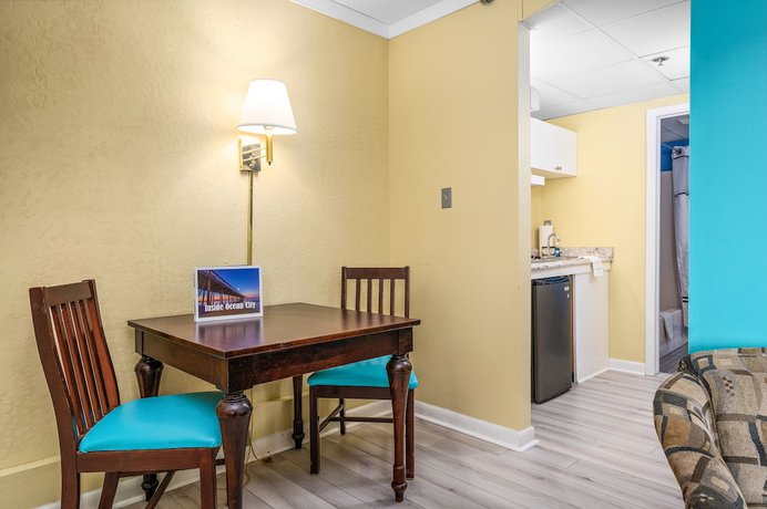 Imagen de la habitación del Hotel Cayman Suites, Ocean City. Foto 5