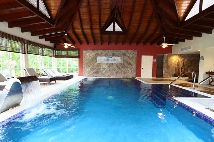 Imagen de la piscina del Hotel Cayo Levantado Resort - All Inclusive. Foto 15