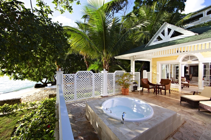 Imagen de los exteriores del Hotel Cayo Levantado Resort - All Inclusive. Foto 8