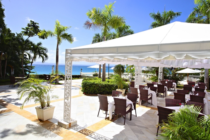 Imagen del bar/restaurante del Hotel Cayo Levantado Resort - All Inclusive. Foto 5