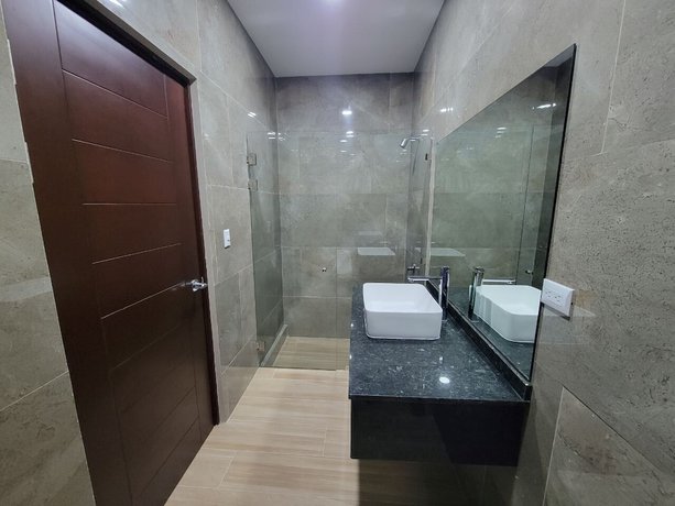 Imagen de la habitación del Hotel Cayuga. Foto 11