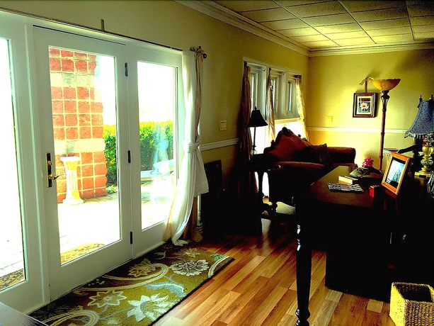 Imagen de la habitación del Hotel Cayugalakeinn Ithaca alt. Foto 9
