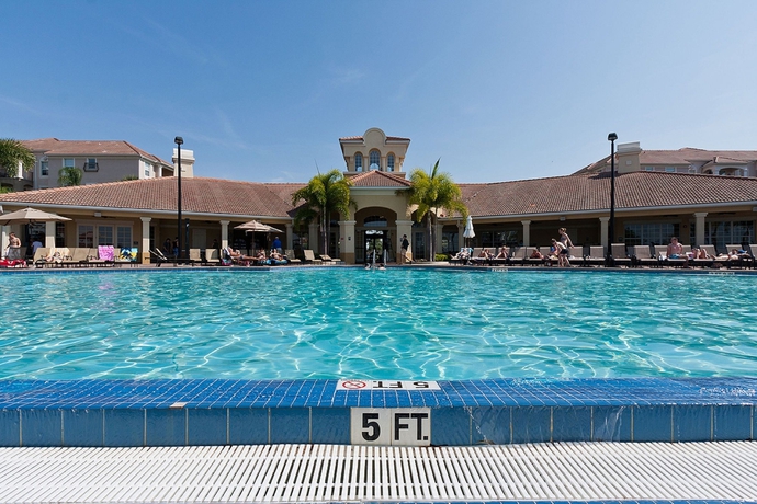 Imagen de la piscina del Hotel Cayview Condos by Orlando Fun Rentals. Foto 11