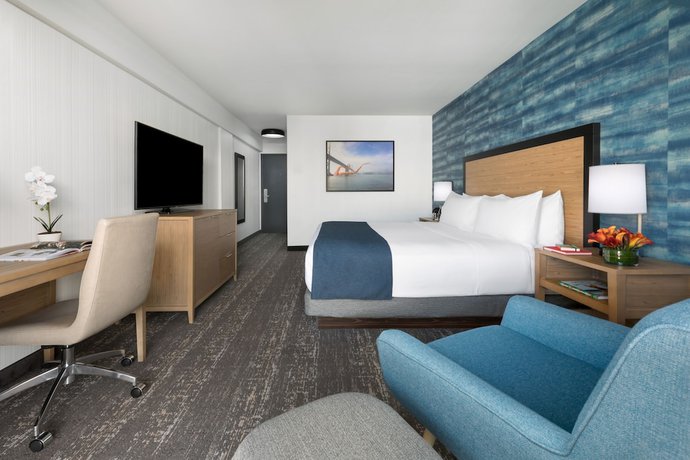 Imagen de la habitación del Hotel Caza Fisherman's Wharf. Foto 14