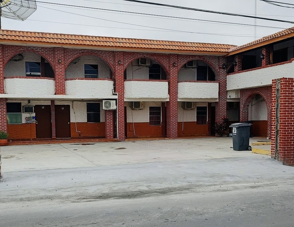 Imagen general del Hotel Cazadores. Foto 1