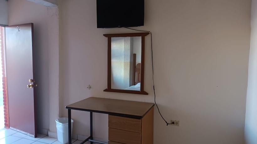 Imagen de la habitación del Hotel Cazadores. Foto 17