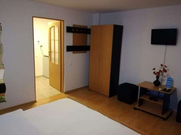 Imagen general del Hotel Cazare Business-Transit. Foto 11