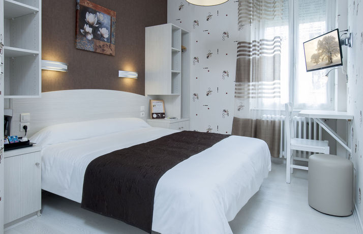 Imagen de la habitación del Hotel Cazes-arazat. Foto 11