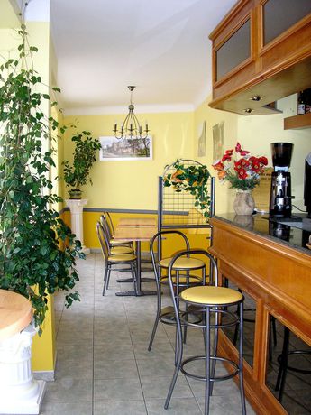 Imagen de la habitación del Hotel Cazes-arazat. Foto 12