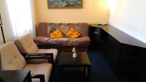 Imagen de la habitación del Hotel Cb Royal. Foto 9