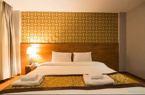 Imagen de la habitación del Hotel Cbd Suratthani. Foto 3