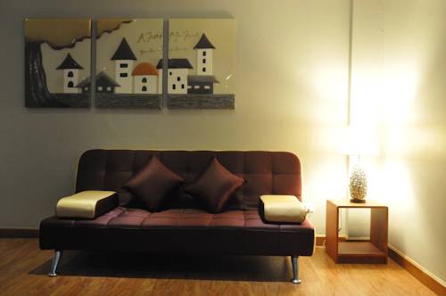 Imagen de la habitación del Hotel Cbd Suratthani. Foto 14