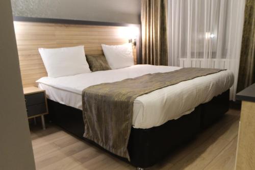 Imagen de la habitación del Hotel &Ccedil;AĞ OTEL. Foto 16