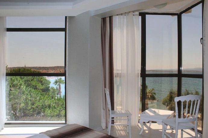 Imagen de la habitación del Hotel &Ccedil;eşme Farm. Foto 10