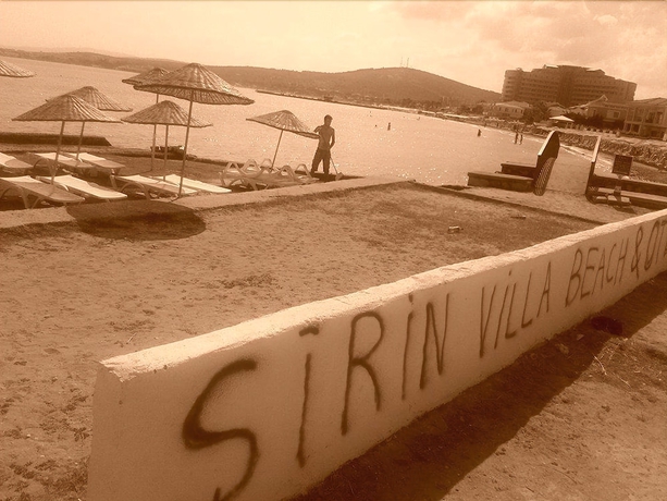 Imagen de los exteriores del Hotel &Ccedil;esme Sirin Villa Otel. Foto 14