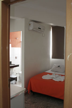 Imagen del bar/restaurante del Hotel Cco. Foto 2