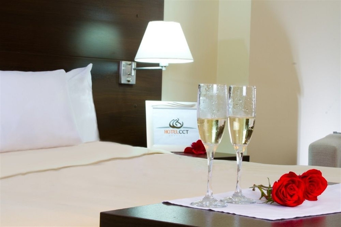 Imagen de la habitación del Hotel Cct. Foto 5