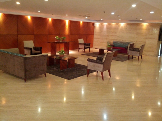 Imagen de los interiores del Hotel Cct. Foto 10