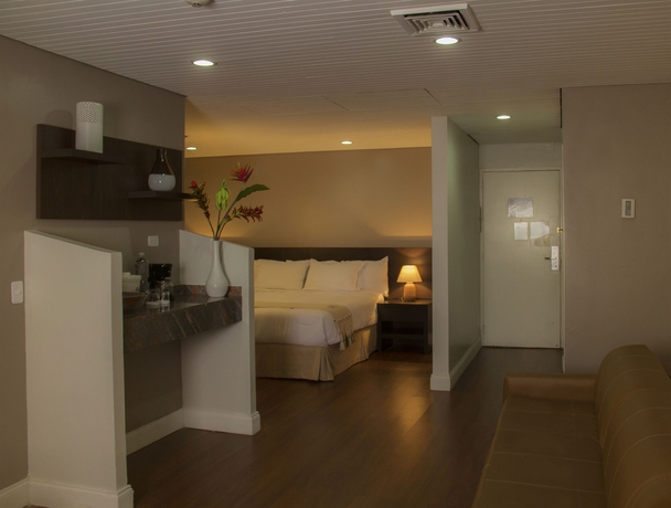 Imagen de los interiores del Hotel Cct. Foto 12
