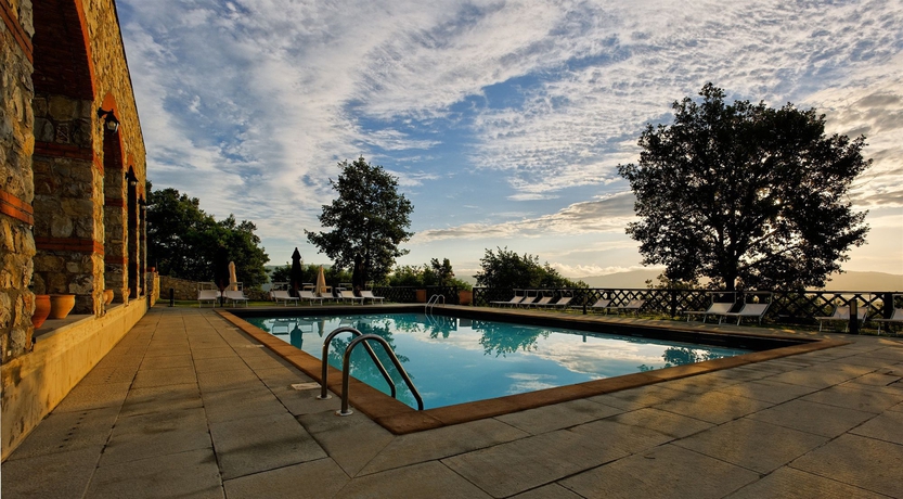 Imagen de la piscina del Hotel Cdh Radda. Foto 14