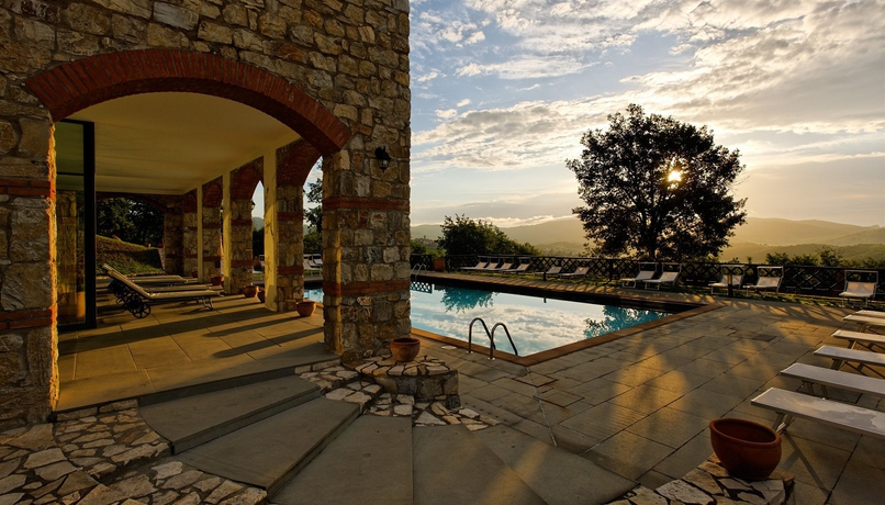 Imagen de la piscina del Hotel Cdh Radda. Foto 15