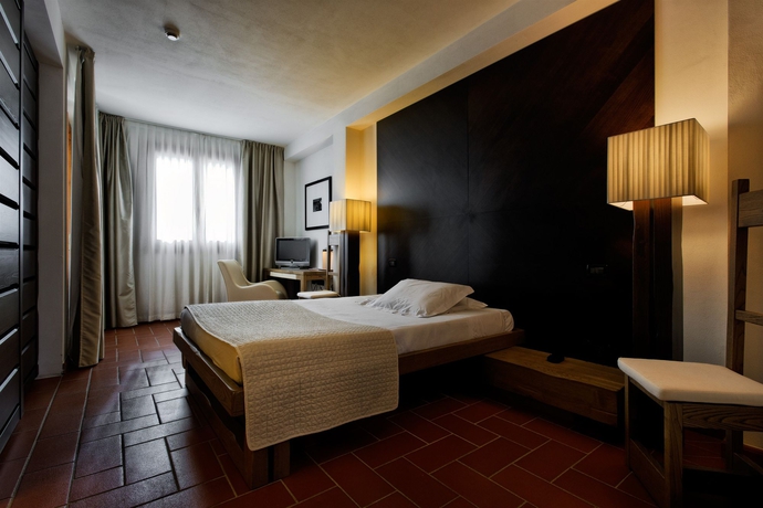 Imagen de la habitación del Hotel Cdh Radda. Foto 8