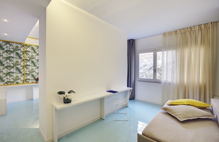 Imagen de la habitación del Hotel Cdshotels Grand Hotel Riviera. Foto 12