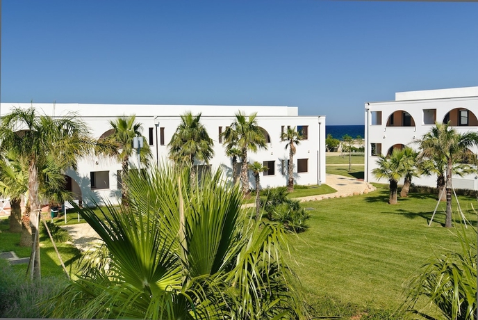Imagen de los exteriores del Hotel Cdshotels Pietrablu Resort and Spa. Foto 15