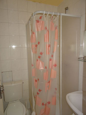 Imagen de los interiores del Hotel Ce Bestline. Foto 16